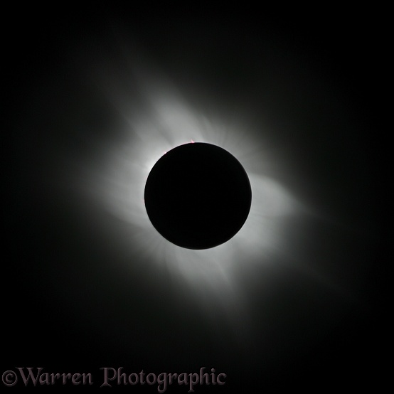 Total solar eclipse, 29th March 2006.  Kapadokia, Turkey