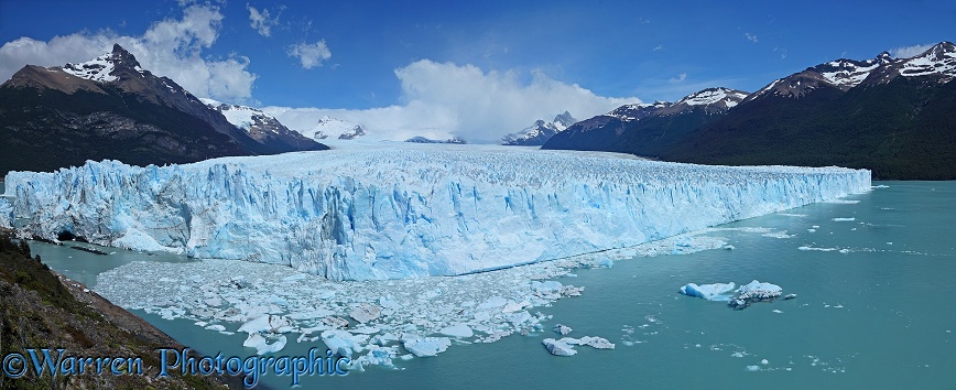 Perito Moreno Glacier.  Argentina