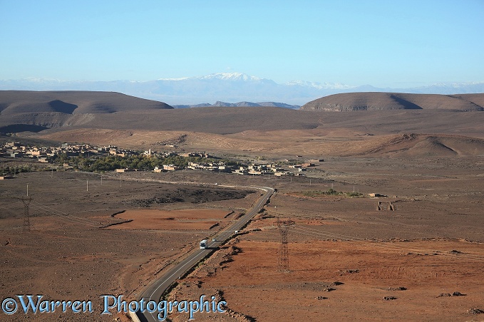 Desert township, Ait Saoun, southern Atlas Mountains.  Morocco