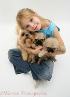 Girl with Pugzu and pups